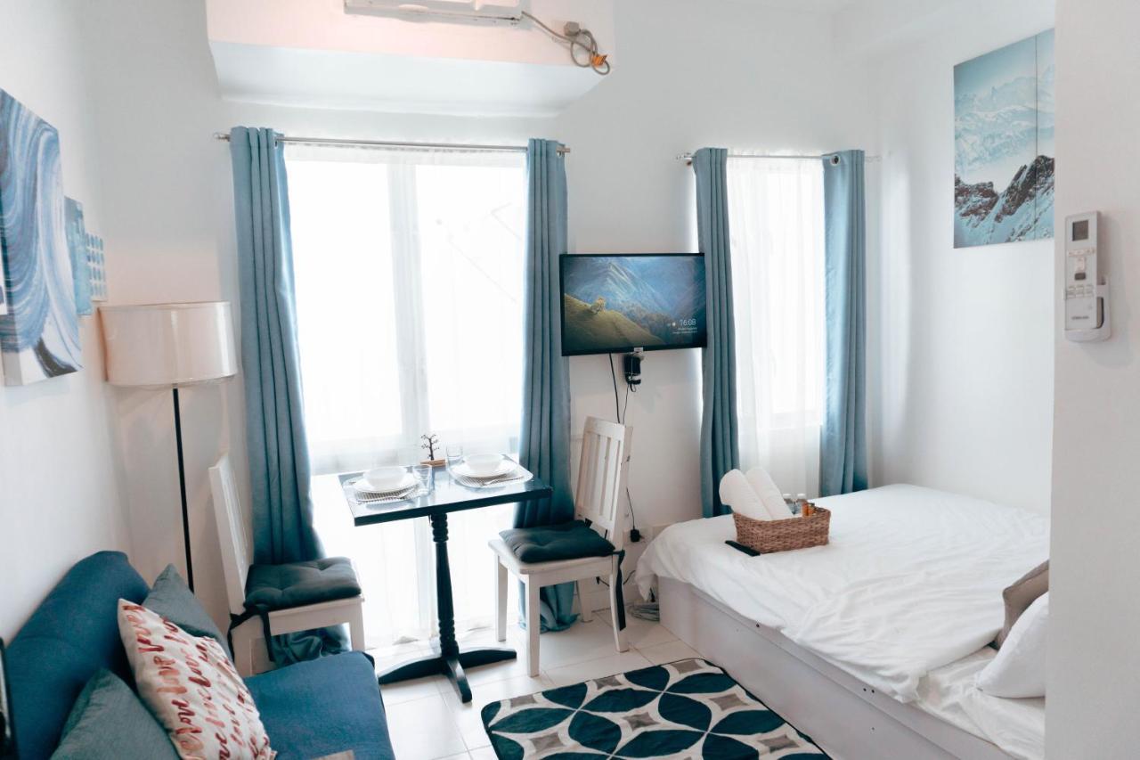 Appartamento Retreat Haven in La Bella Tagaytay Tagaytay City Esterno foto