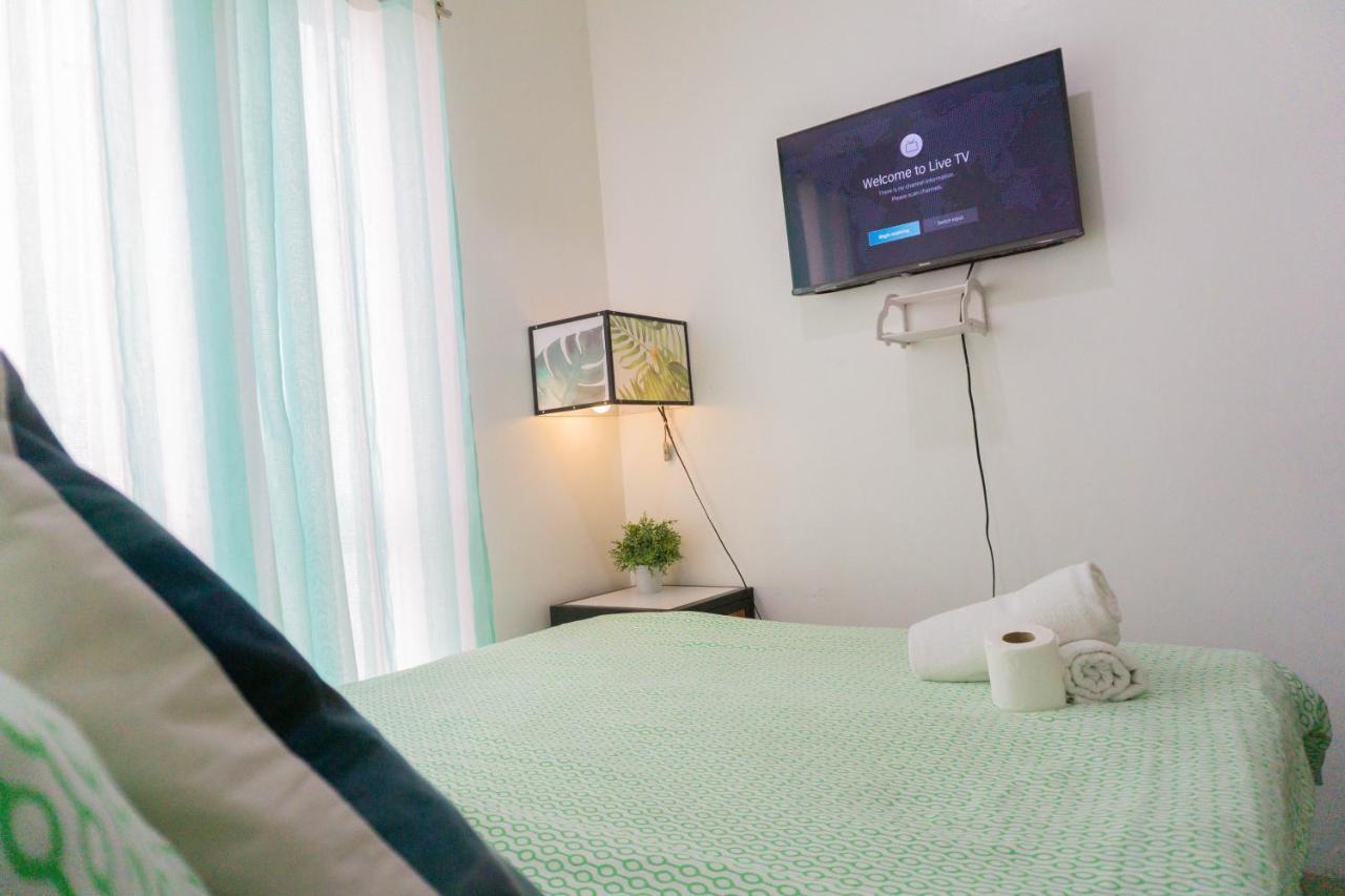 Appartamento Retreat Haven in La Bella Tagaytay Tagaytay City Esterno foto